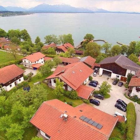 Gaeste- Und Apartmenthaus Wiesholler Chieming Kültér fotó